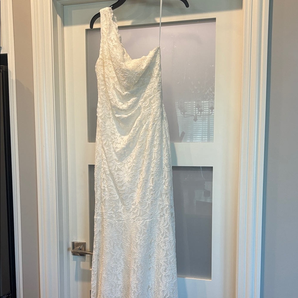 Ivory Lace Strapless Mermaid Gown